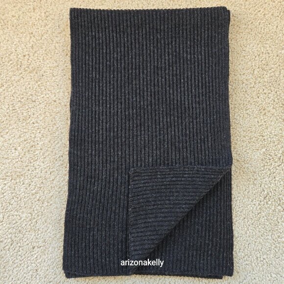 Accessories - NWOT Extra Fine Merino Wool Scarf Italian Yarn Charcoal Grey Ribbed